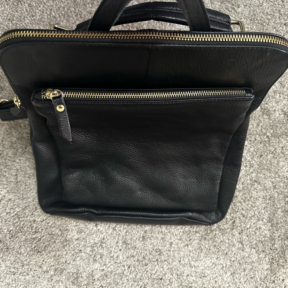 L. Credi | Fine Black Pebbled Leather Backpack Made in Italy - Picture 6 of 13